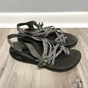 Chaco Sandals Women’s 9 Purple and Gray Double Strap